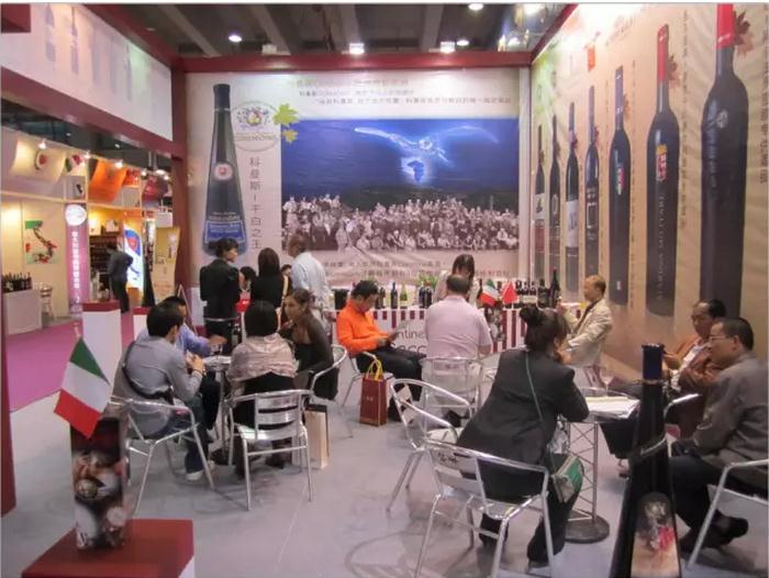 科曼斯在中国--亚平宁酒业